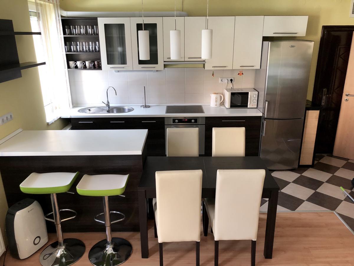 Luxory Home Печ Экстерьер фото